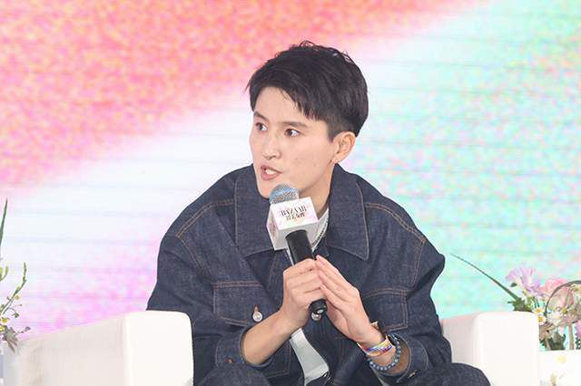 免费费看的欧亚很色大片